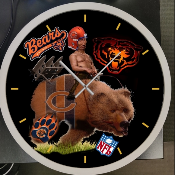 Bears Clock - Picture 2 of 4